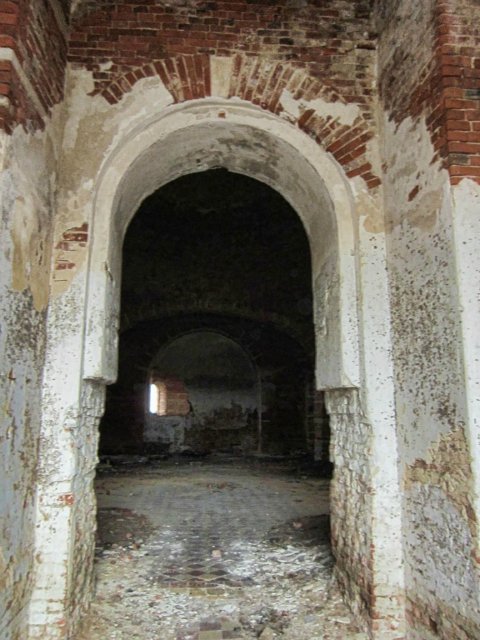 Церковь Рождества Христова в деревне Мокрый Корь