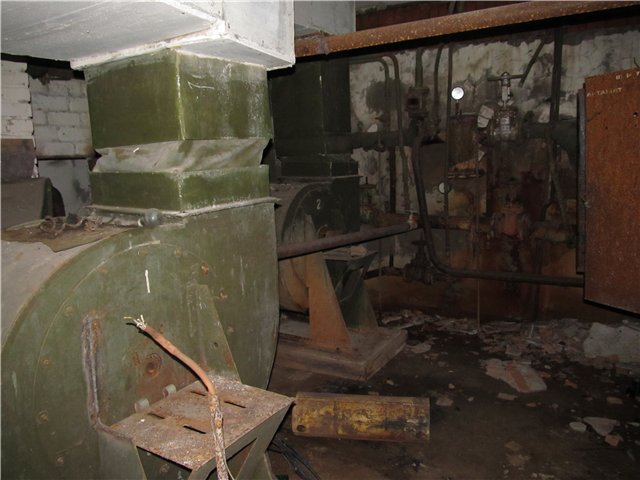 Заброшенный ДК под Псковом