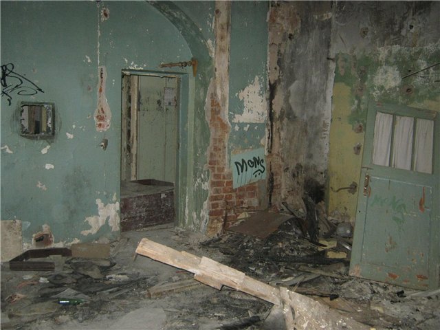 Заброшенные корпуса 2 горбольницы города Твери
