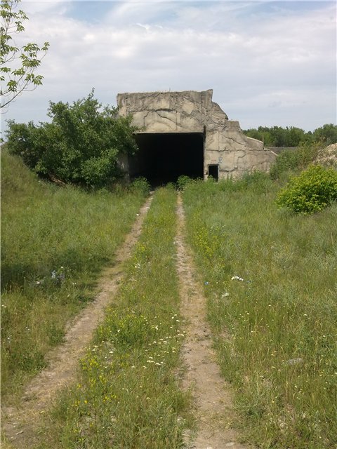 Окрестности заброшенного военного городка близь поселка "Жанна Куат"