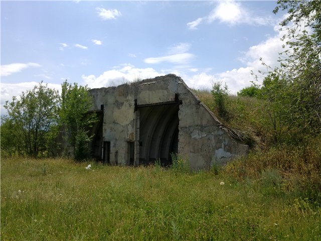 Окрестности заброшенного военного городка близь поселка "Жанна Куат"