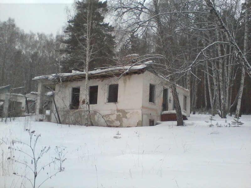 Поход в заброшенные лагеря