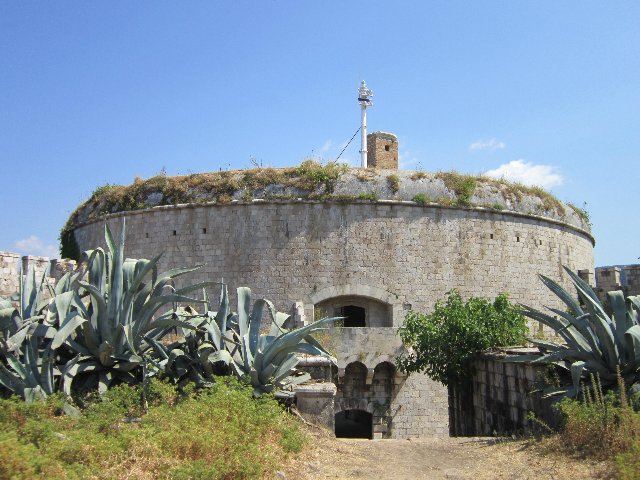 Остров Мамула