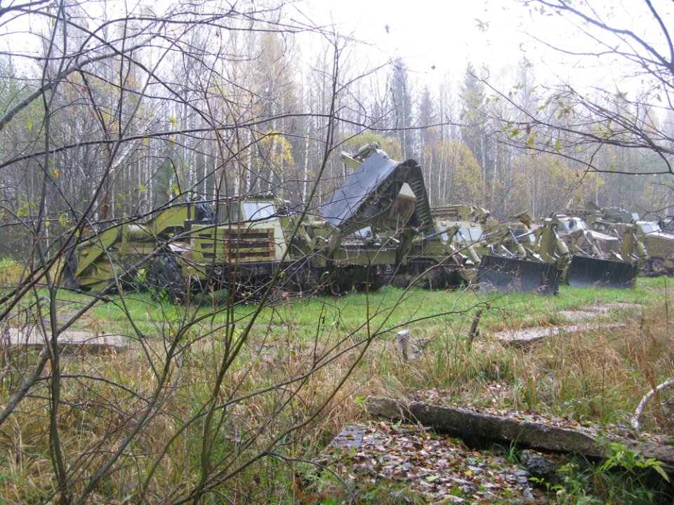 Стоянка зарезервированной техники