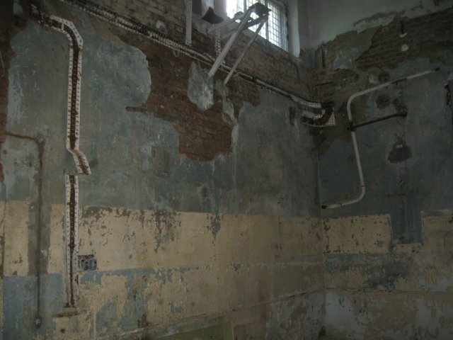 Заброшенный цех войсковой части
