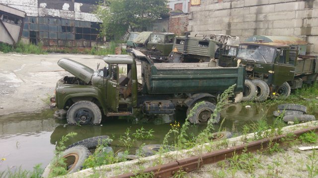 Заброшенный завод строительных конструкций