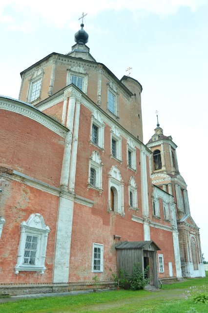 Воскресенский мужской монастырь (г. Карачев).