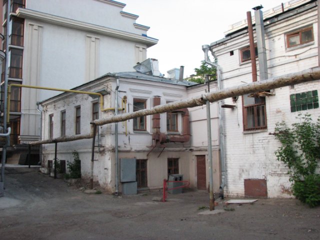 Заброшенная стоматологическая поликлиника