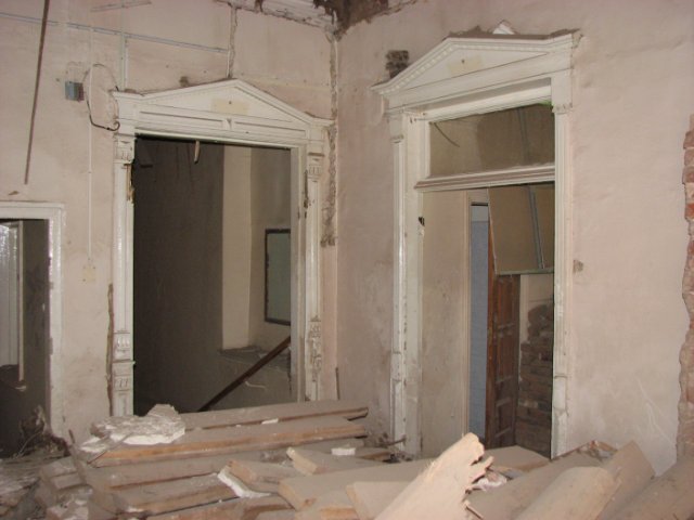Заброшенная стоматологическая поликлиника
