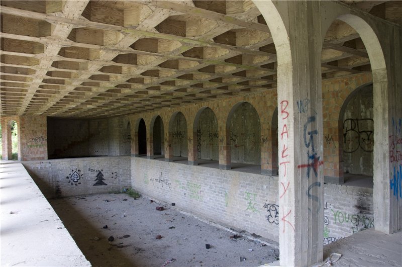 Замок в Лапалицах