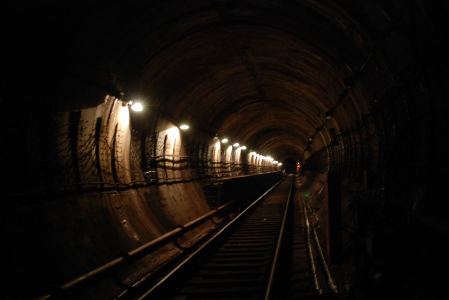 Нерабочий тоннель Киевского метрополитена