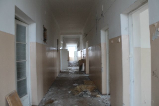 Заброшенное здание больницы РЖД