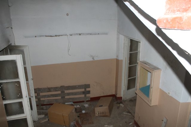 Заброшенное здание больницы РЖД