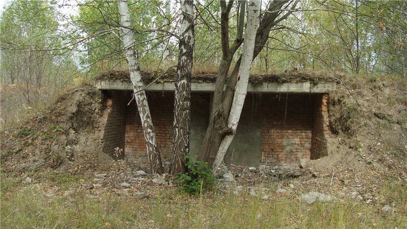 Бывшие позиции ПВО С-75.