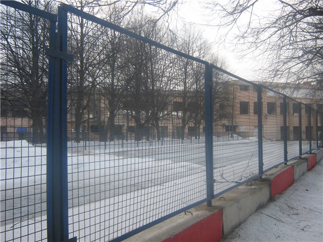Динамо - брошенный стадион